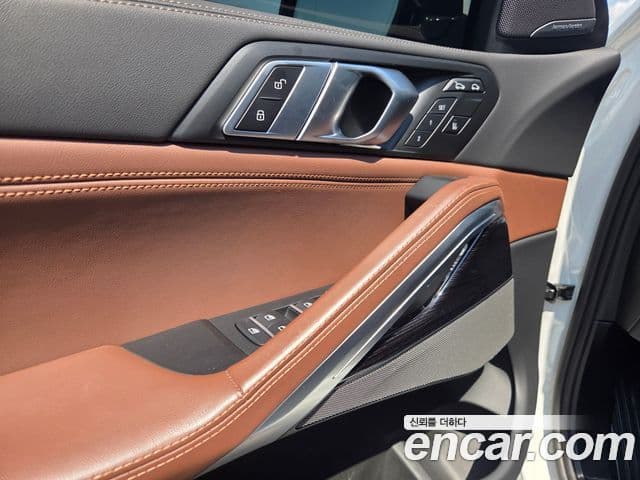 BMW X6 2025 — Photo 9/20