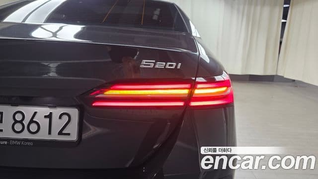 BMW 5 Series 2026 — ფოტო 27/31