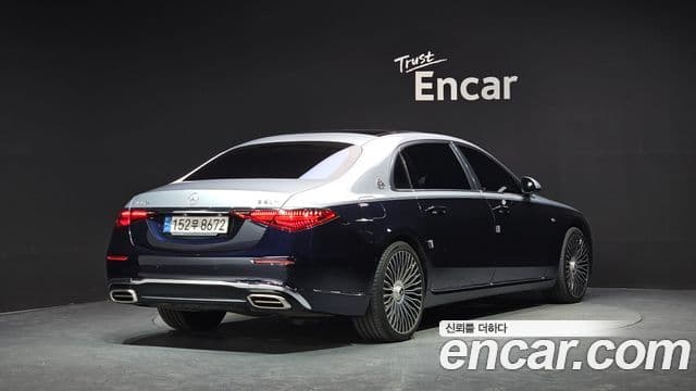 Mercedes-Benz S-Class 2022 — Photo 25/32