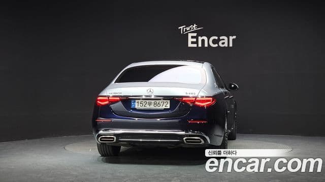 Mercedes-Benz S-Class 2022 — Photo 21/32