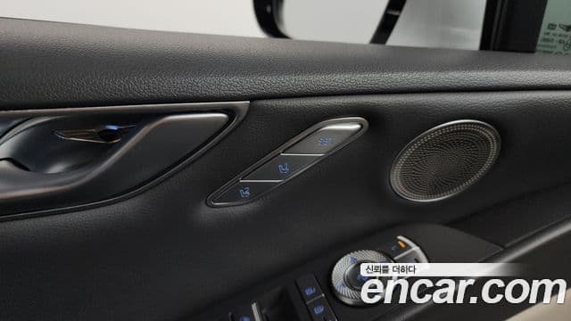 Genesis G80 2020 — Photo 10/36
