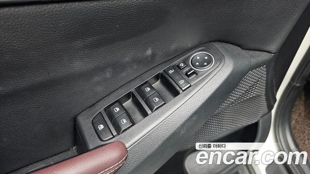 Kia Seltos 2022 — Şəkil 11/30