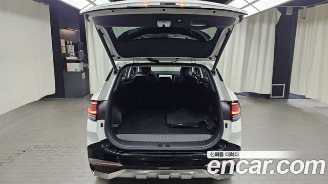Kia Sportage 2023 — Şəkil 17/31