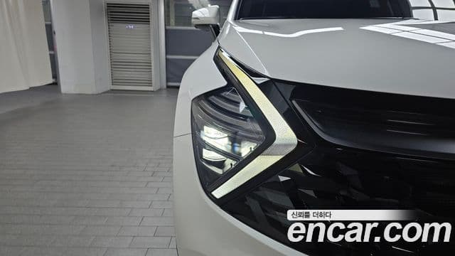 Kia Sportage 2023 — Şəkil 12/31