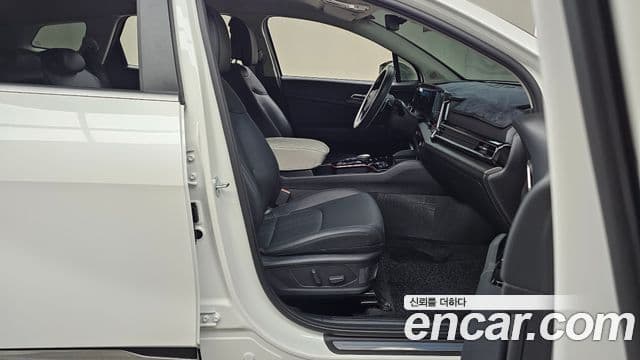 Kia Sportage 2023 — Şəkil 29/31