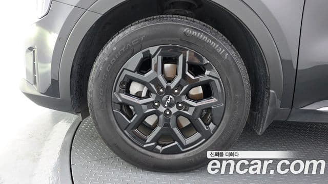 Kia Sorento 2024 — ფოტო 19/20