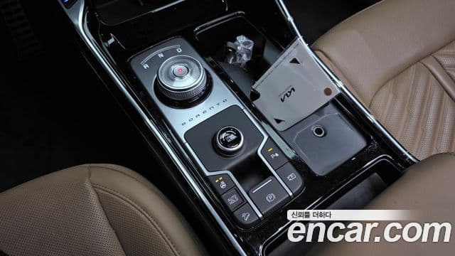 Kia Sorento 2024 — ფოტო 11/20