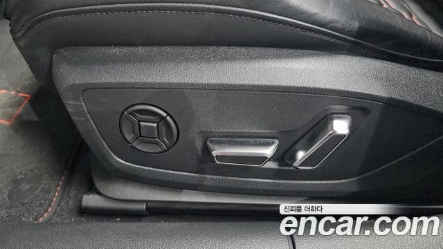Audi RS7 2023 — Photo 29/36
