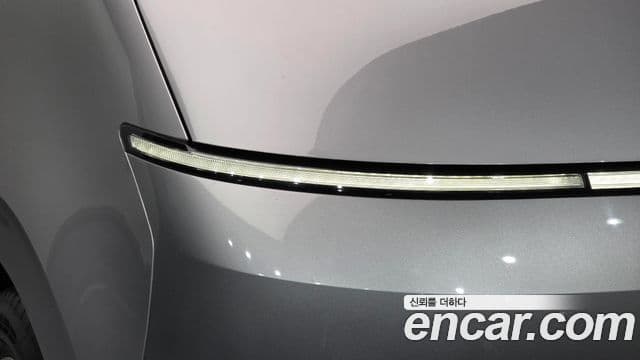 Hyundai Staria 2023 — Photo 16/32