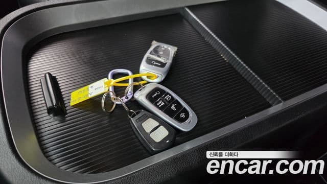 Hyundai Staria 2023 — Photo 23/32
