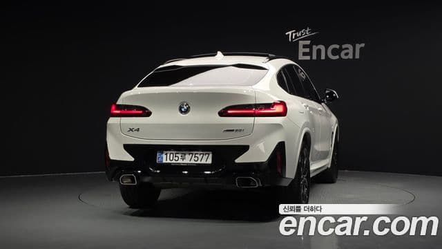BMW X4 2024 — Фото 4/20