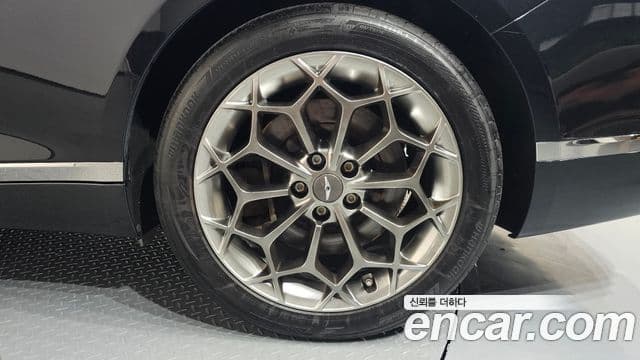 Genesis G80 2021 — Photo 22/43