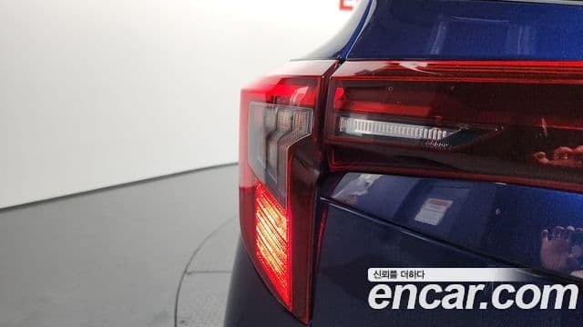 Kia Seltos 2024 — Şəkil 29/32