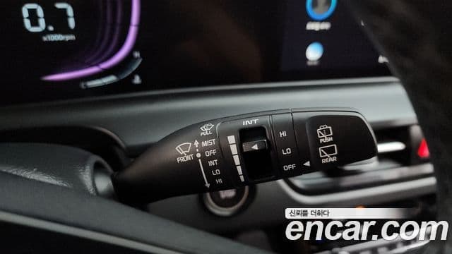 Kia Seltos 2024 — Şəkil 21/32