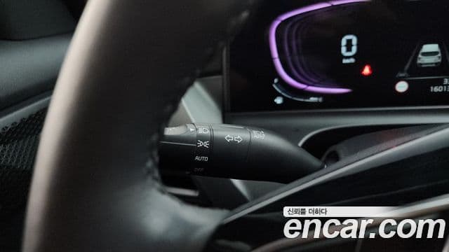 Kia Seltos 2024 — Şəkil 9/32