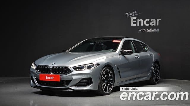 BMW 8 Series 2025 — Photo 21/38