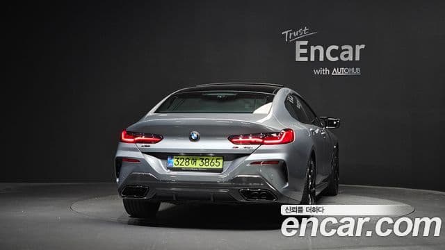 BMW 8 Series 2025 — Photo 38/38