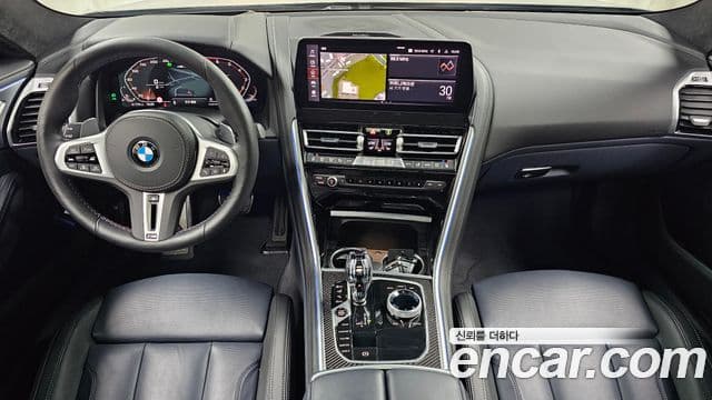 BMW 8 Series 2025 — Photo 2/38