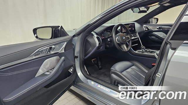 BMW 8 Series 2025 — Photo 4/38