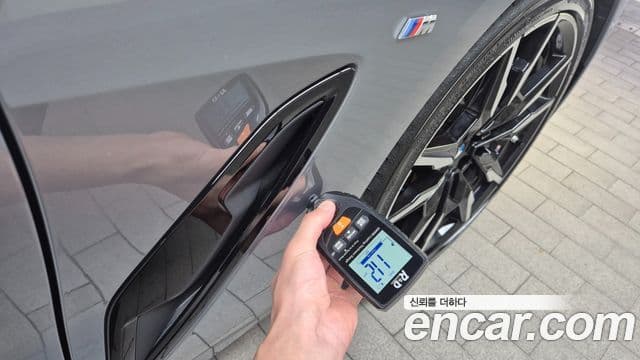 BMW 8 Series 2025 — Photo 9/38