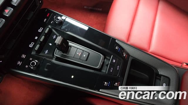Porsche 911 2020 — Photo 26/33