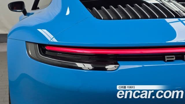 Porsche 911 2020 — Photo 25/33