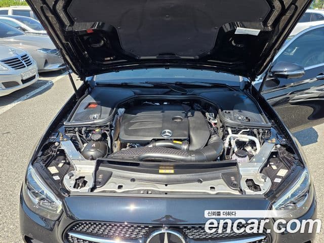 Mercedes-Benz E-Class 2021 — Şəkil 9/19