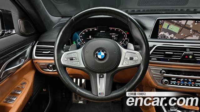 BMW 7 Series 2020 — Фото 13/20
