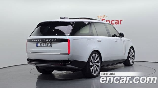 Land Rover Range Rover 2024 — ფოტო 6/41