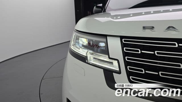 Land Rover Range Rover 2024 — ფოტო 39/41