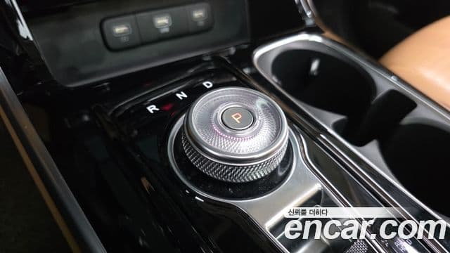 Kia Carnival 2023 — Фото 9/20