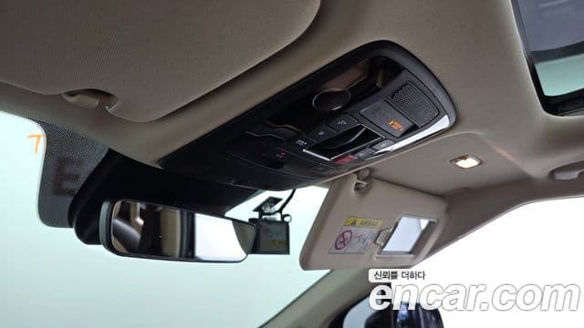 Kia Carnival 2023 — Фото 19/20