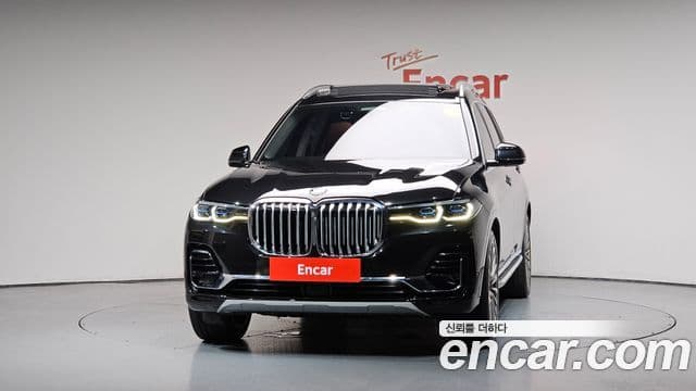 BMW X7 2021 — Фото 3/20