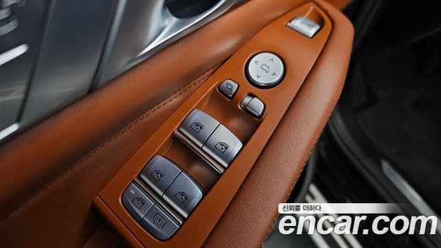 BMW X7 2021 — Photo 20/45