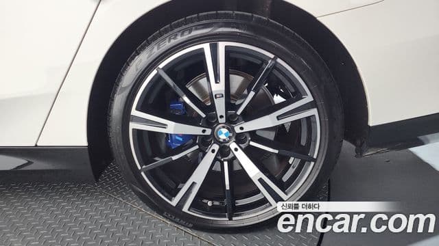 BMW 5 Series 2024 — ფოტო 19/34
