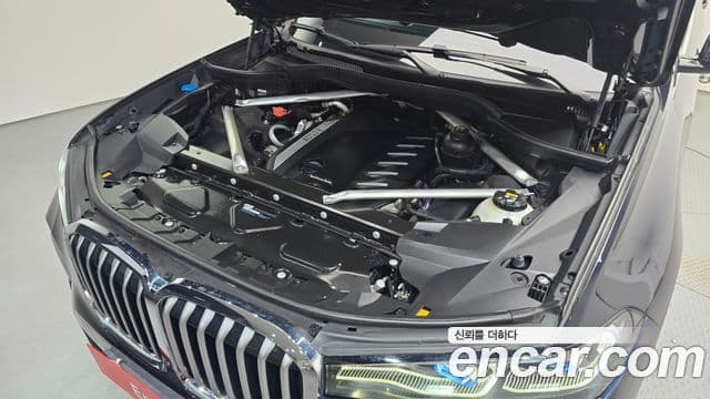 BMW X7 2020 — Фото 6/20