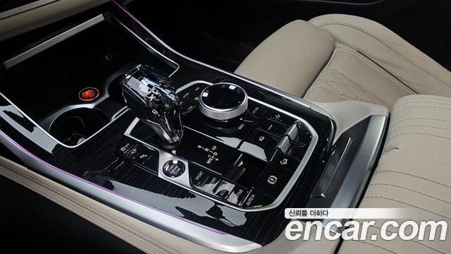 BMW X7 2020 — Фото 9/20