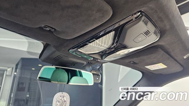 BMW X7 2020 — Photo 29/35