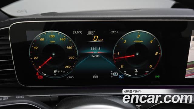 Mercedes-Benz GLE-Class 2021 — Фото 8/20