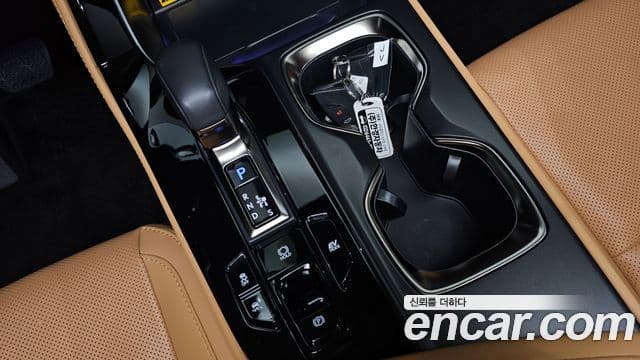 Lexus NX350h 2025 — Photo 6/34
