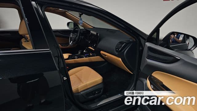 Lexus NX350h 2025 — Photo 18/34