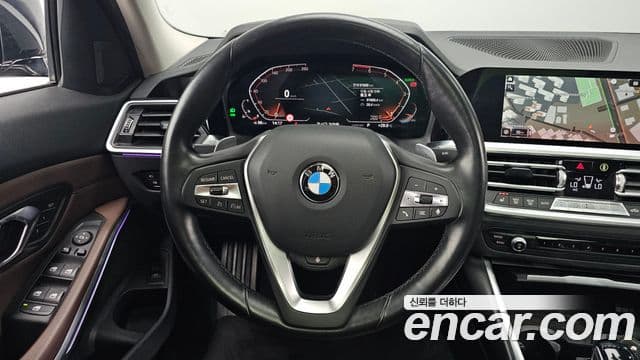 BMW 3 Series 2019 — Фото 14/20