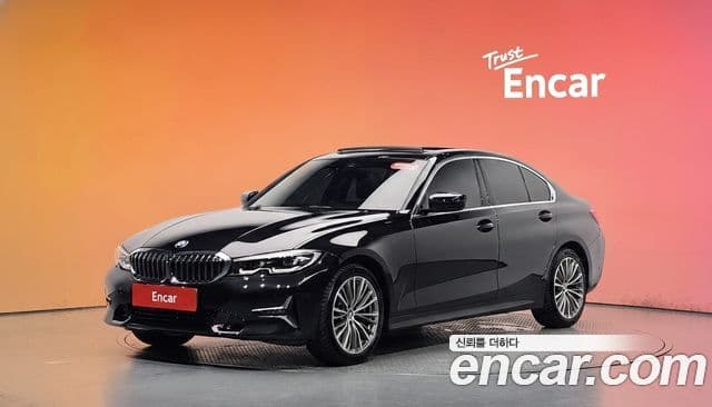 BMW 3 Series 2019 — Фото 1/20