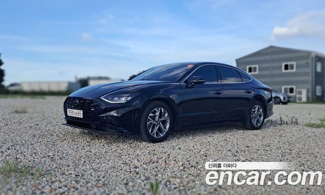 Hyundai Sonata 2022 — Фото 2/20