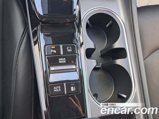 Hyundai Sonata 2022 — Фото 19/20