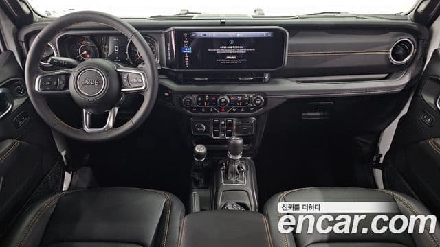 Jeep Wrangler 2024 — Photo 25/30