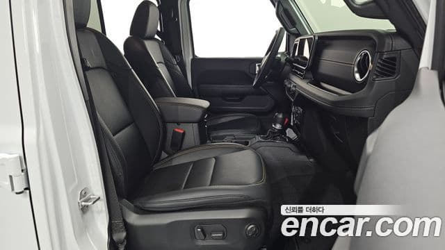 Jeep Wrangler 2024 — Photo 29/30