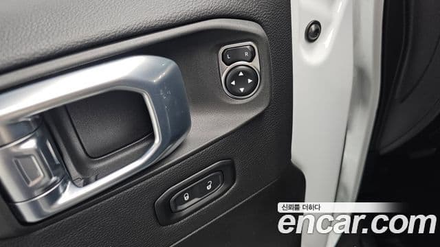 Jeep Wrangler 2024 — Photo 7/30