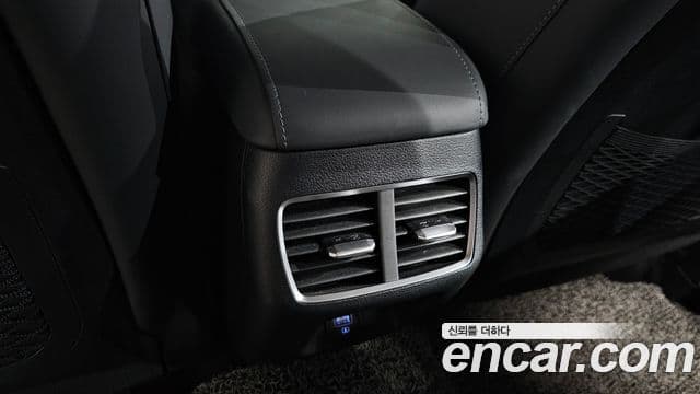 Hyundai Sonata Hybrid 2021 — Şəkil 24/31