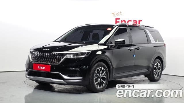 Kia Carnival 2022 — Фото 1/20